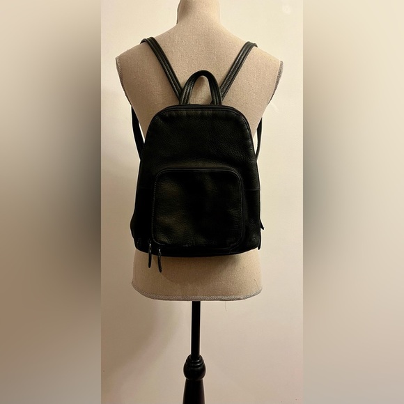 Vintage TIGNANELLO - Genuine Leather Black Backpack - Picture 1 of 14